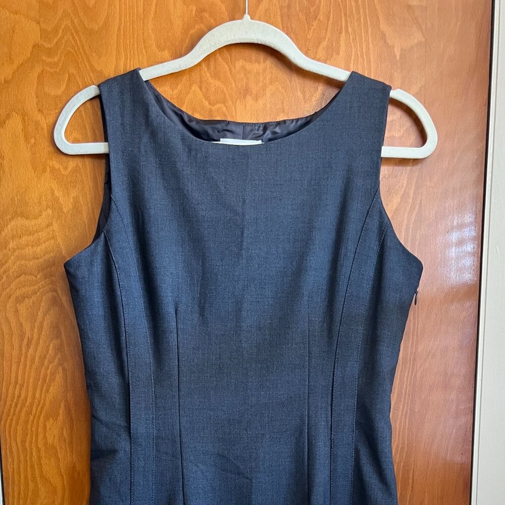 Calvin Klein Gray Sheath Dress Size 8 - Fully Lined